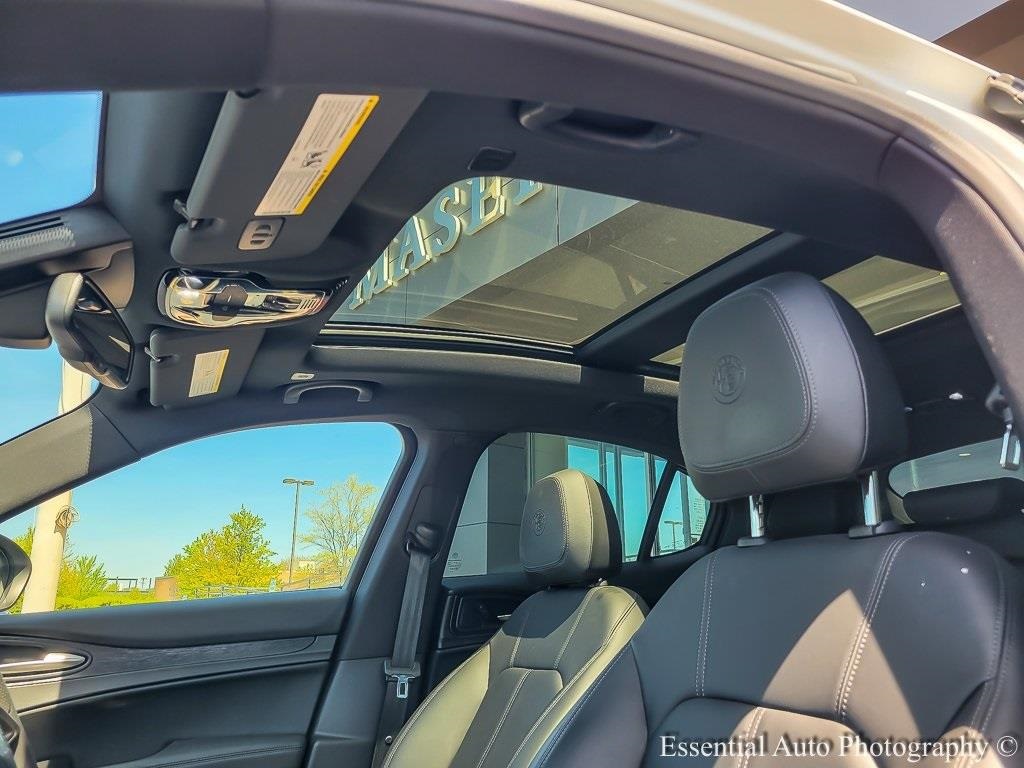 2024 ALFA ROMEO STELVIO - Image 8