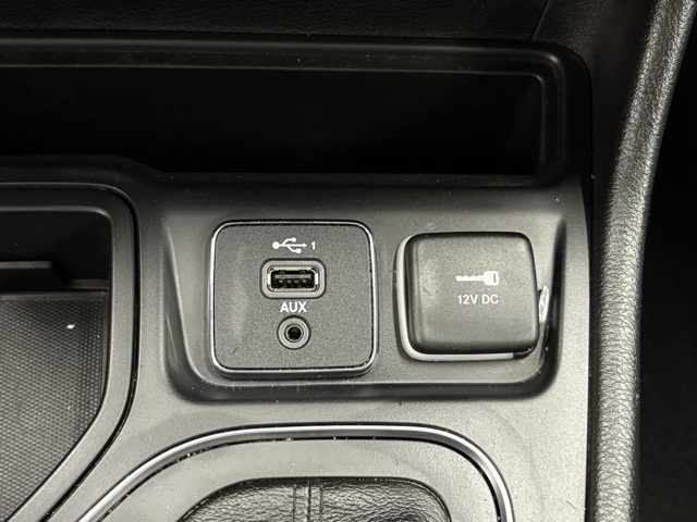 2019 Jeep Cherokee Latitude photo 24
