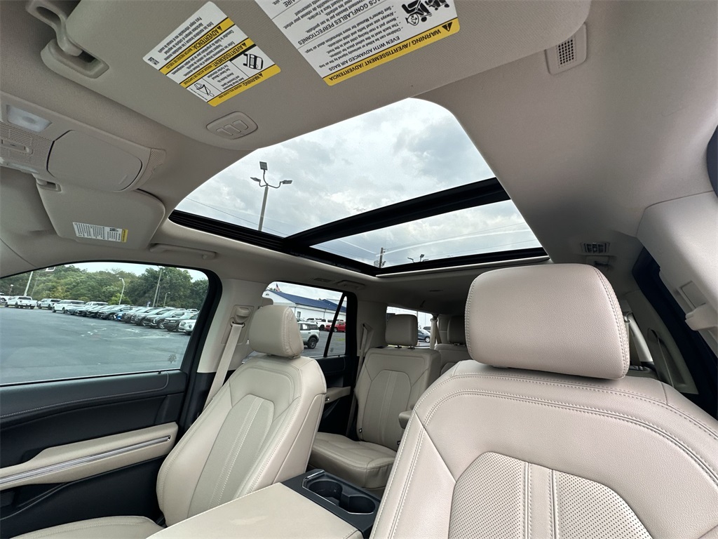 2024 Ford Expedition MAX Limited photo 22
