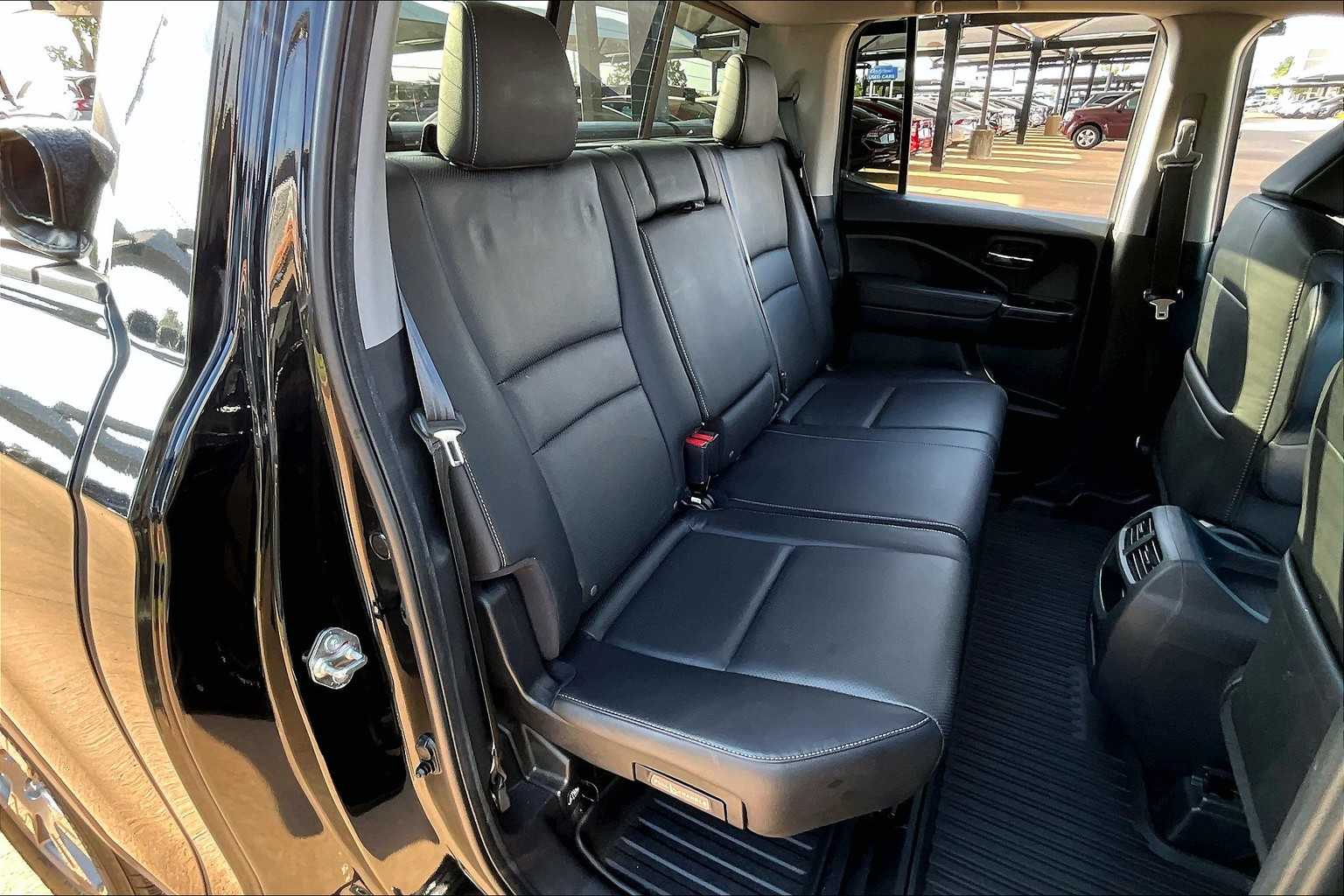2020 Honda Ridgeline RTL-E photo 17