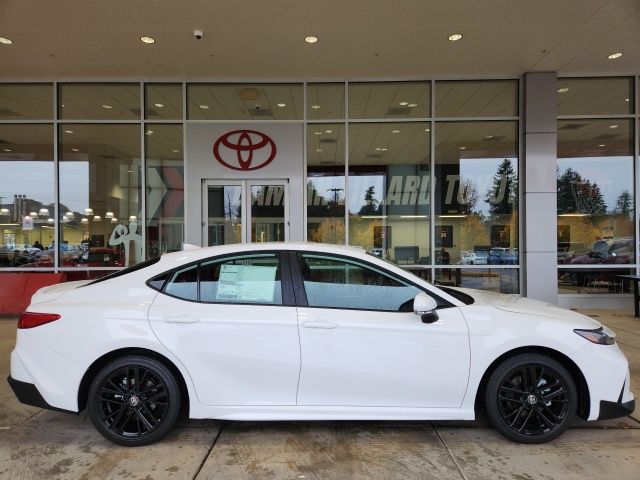 2026 Toyota Camry SE photo 2