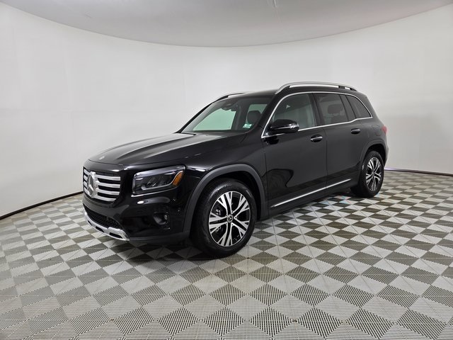 2025 Mercedes Benz GLB 250 4MATIC photo 3