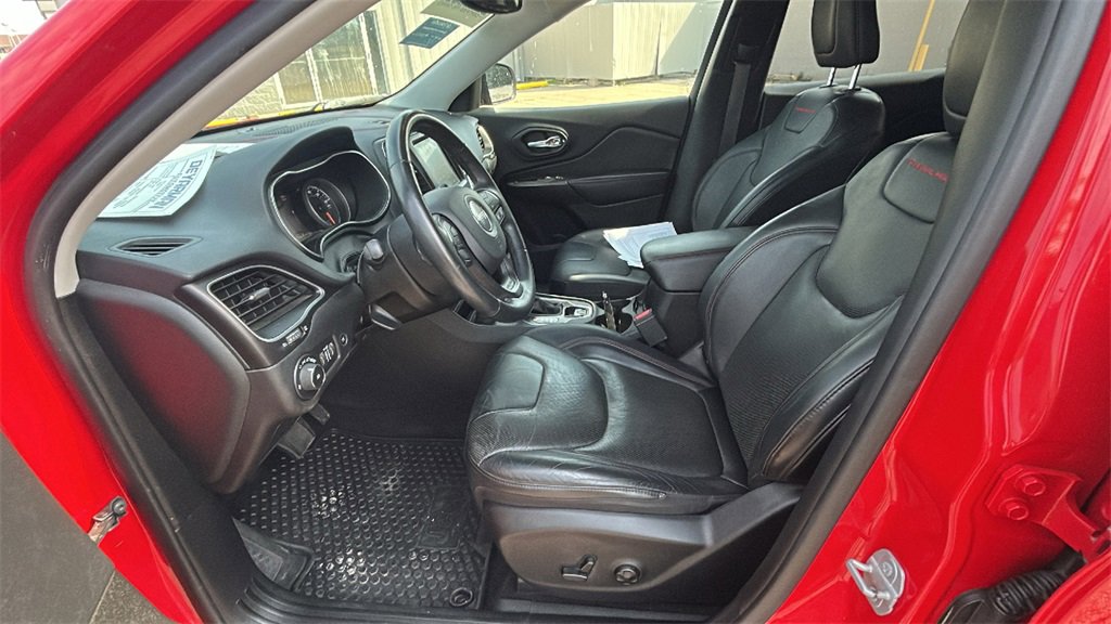 2019 Jeep Cherokee Trailhawk photo 11