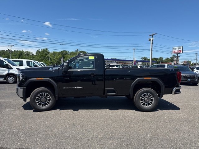 2025 Gmc Sierra 3500 HD SLE photo 4