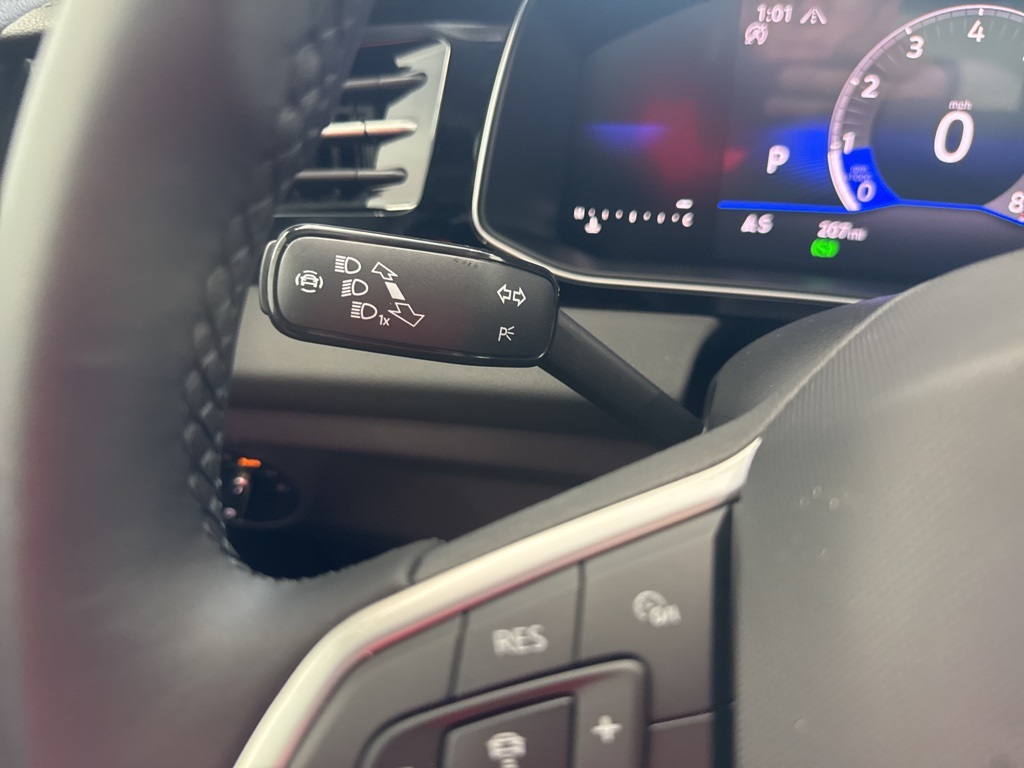 2025 Volkswagen Jetta 1.5T Sport photo 12