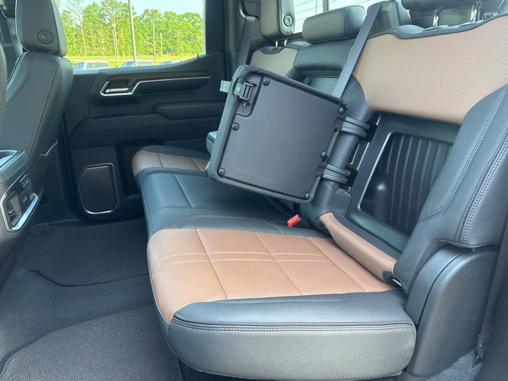 2024 Chevrolet Silverado 1500 High Country photo 29