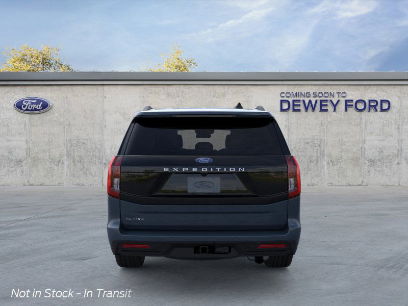 2025 Ford Expedition photo 4