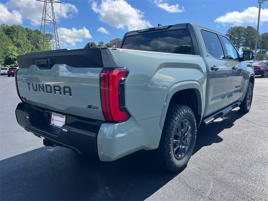 2025 Toyota Tundra SR5 CrewMax photo 3