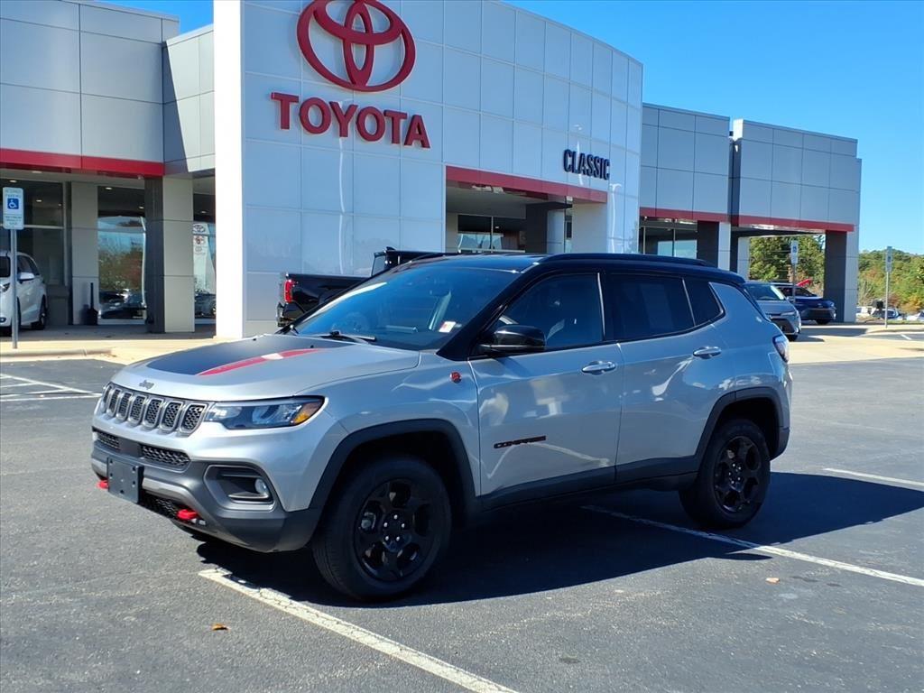 2023 Jeep Compass Trailhawk's photo