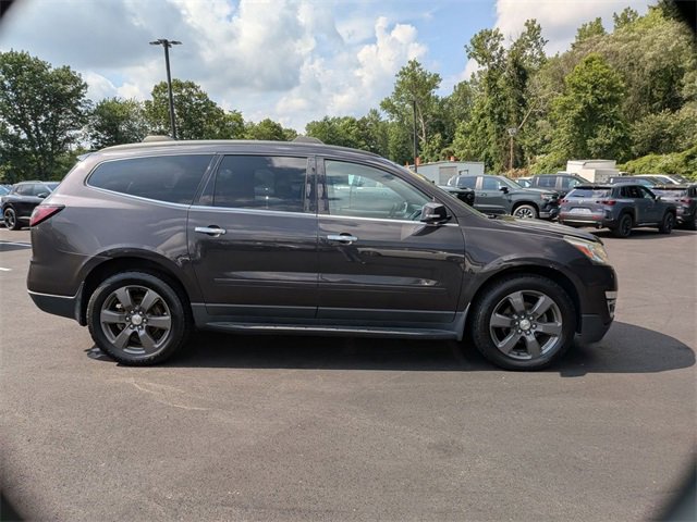Used 2017 Chevrolet Traverse 2LT with VIN 1GNKVHKDXHJ169061 for sale in Hamden, CT
