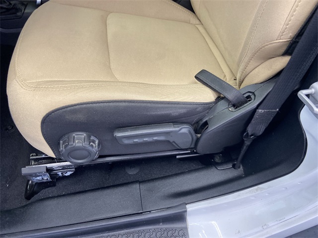 2019 Jeep Wrangler Sport S photo 21