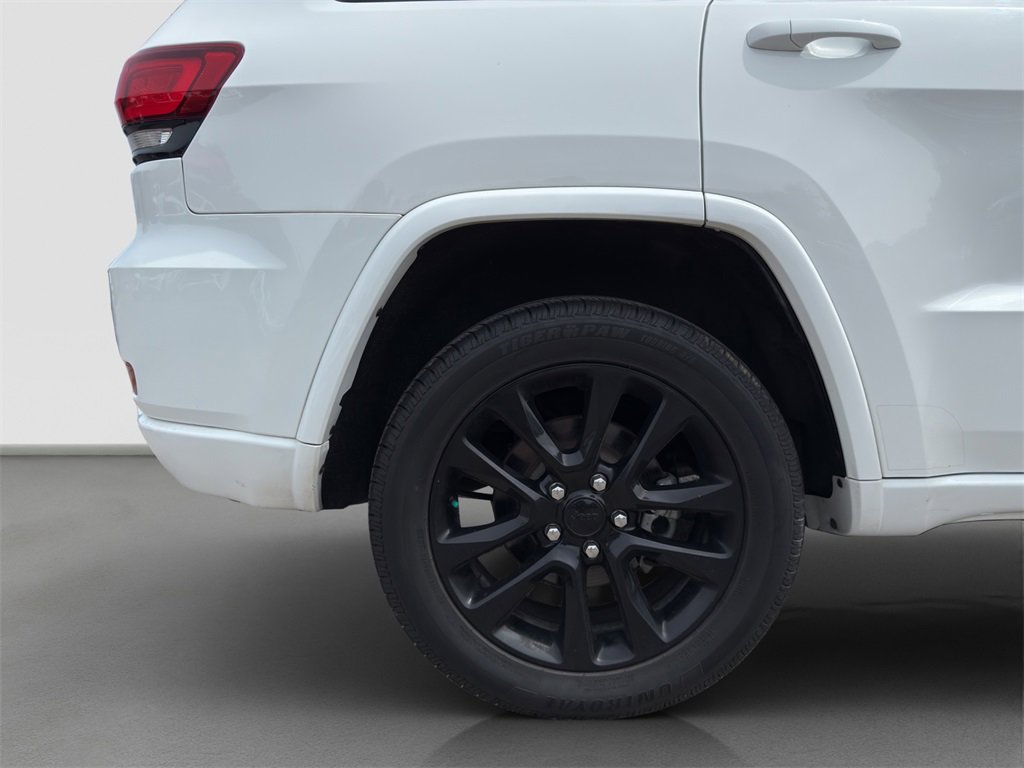 2020 Jeep Grand Cherokee Laredo photo 17