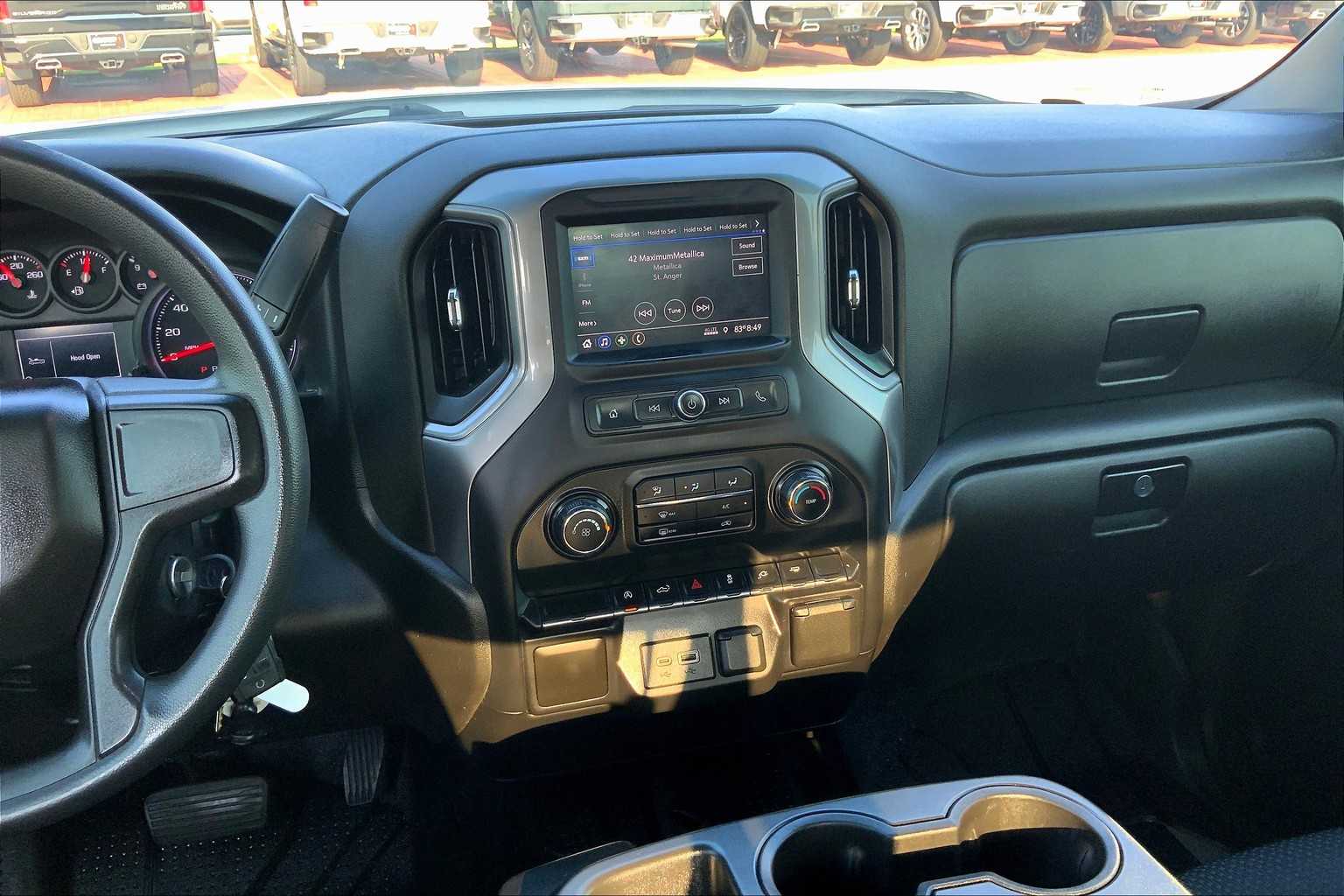 2021 Chevrolet Silverado 1500 Custom photo 6