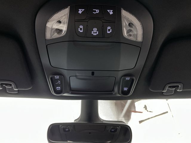2026 Chrysler Pacifica Limited photo 24