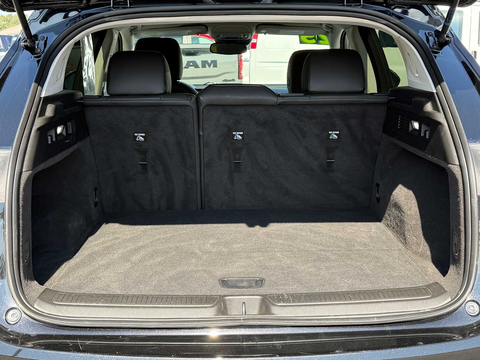 2025 Buick Envision Preferred photo 9