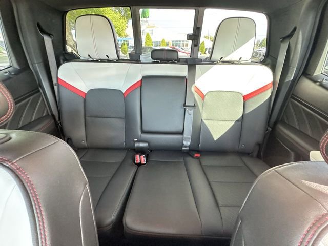 2024 Gmc Canyon AT4X photo 21