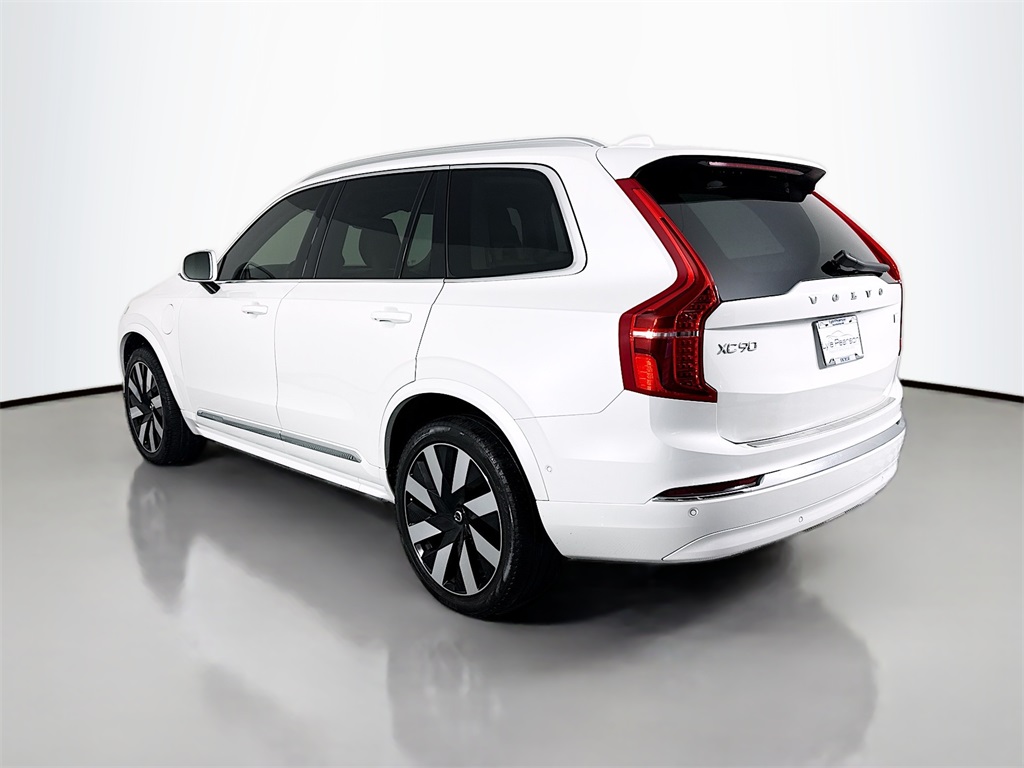 2023 Volvo XC90 Recharge Ultimate photo 2