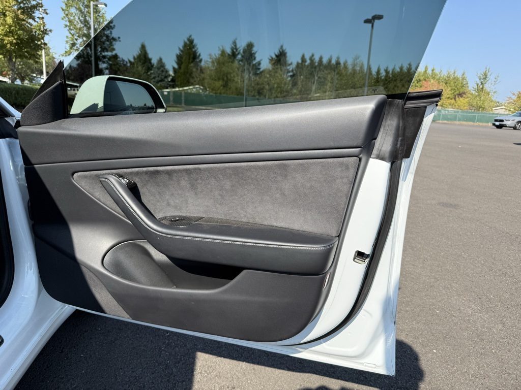2019 Tesla Model 3 Standard Range Plus photo 20