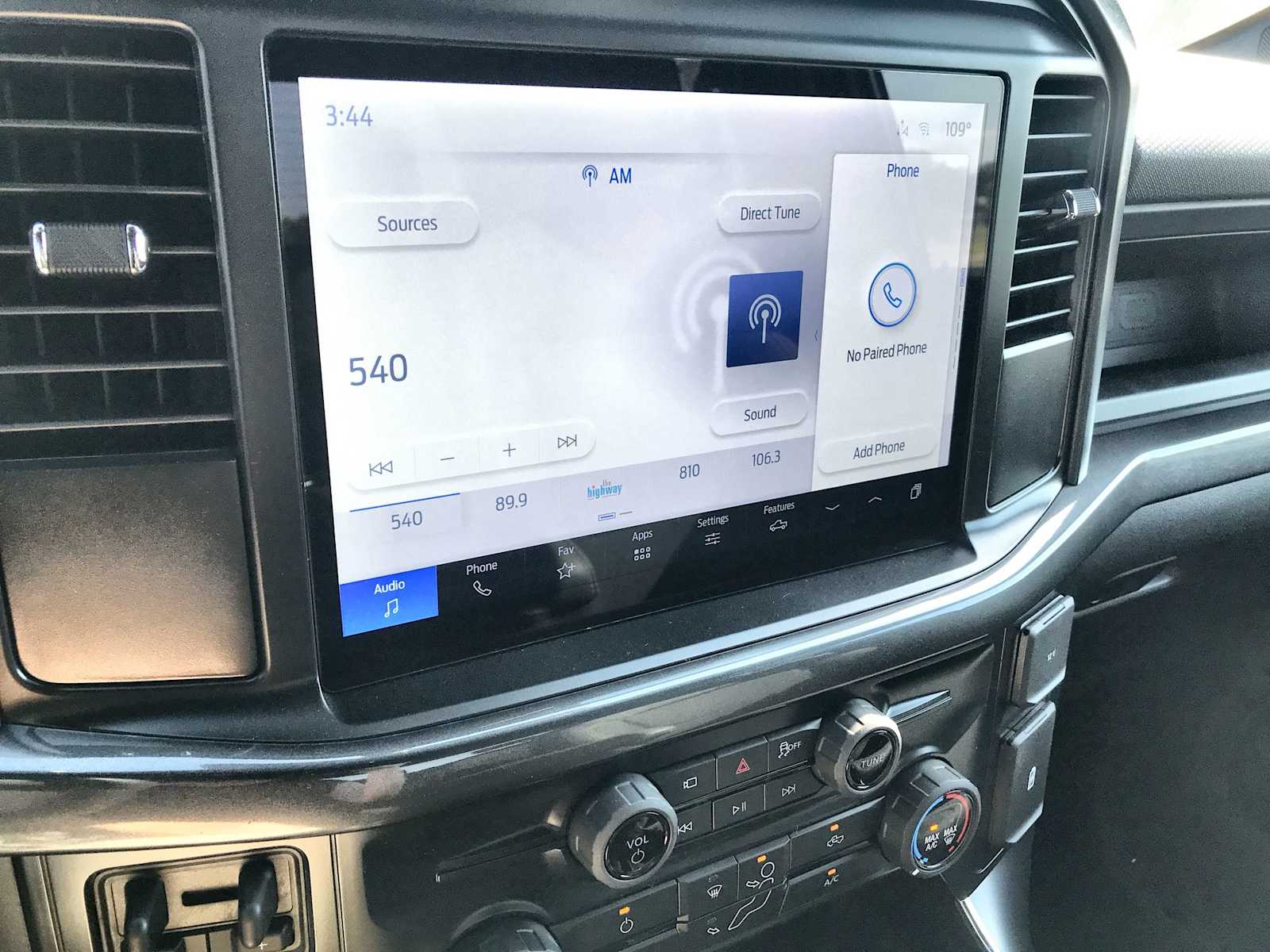 2025 Ford F-150 STX photo 16