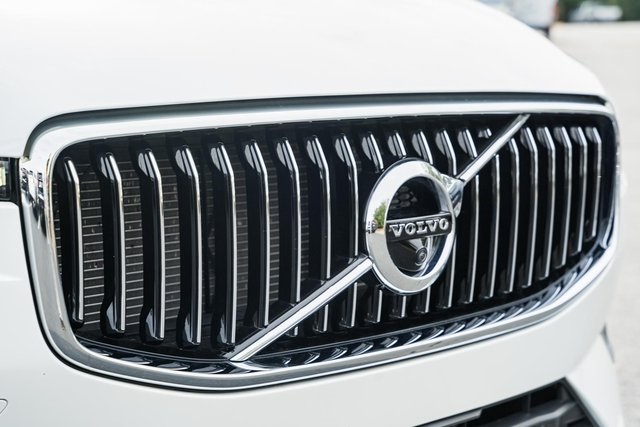 2021 Volvo XC60 Inscription photo 11
