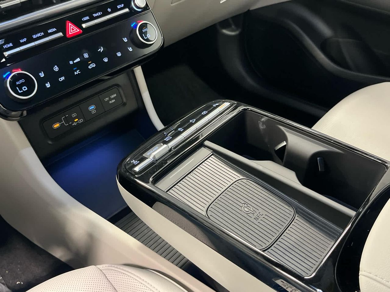 2025 Hyundai Tucson Limited photo 41