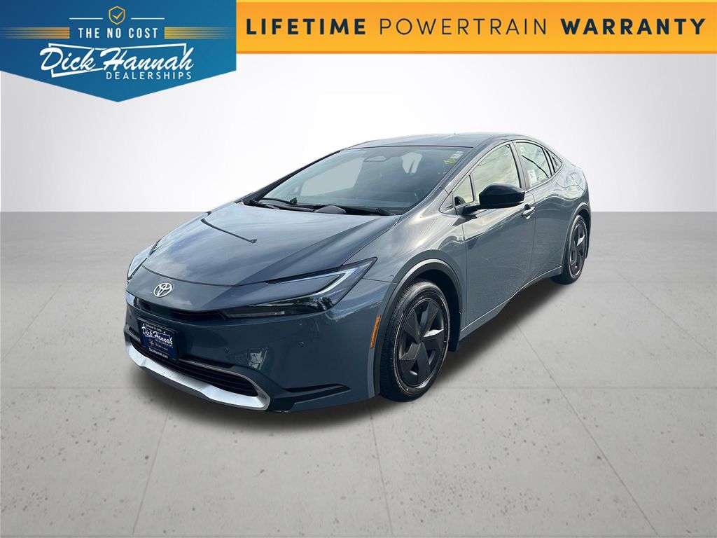 2026 Toyota Prius SE's photo