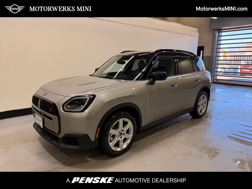 2026 MINI Countryman S's photo