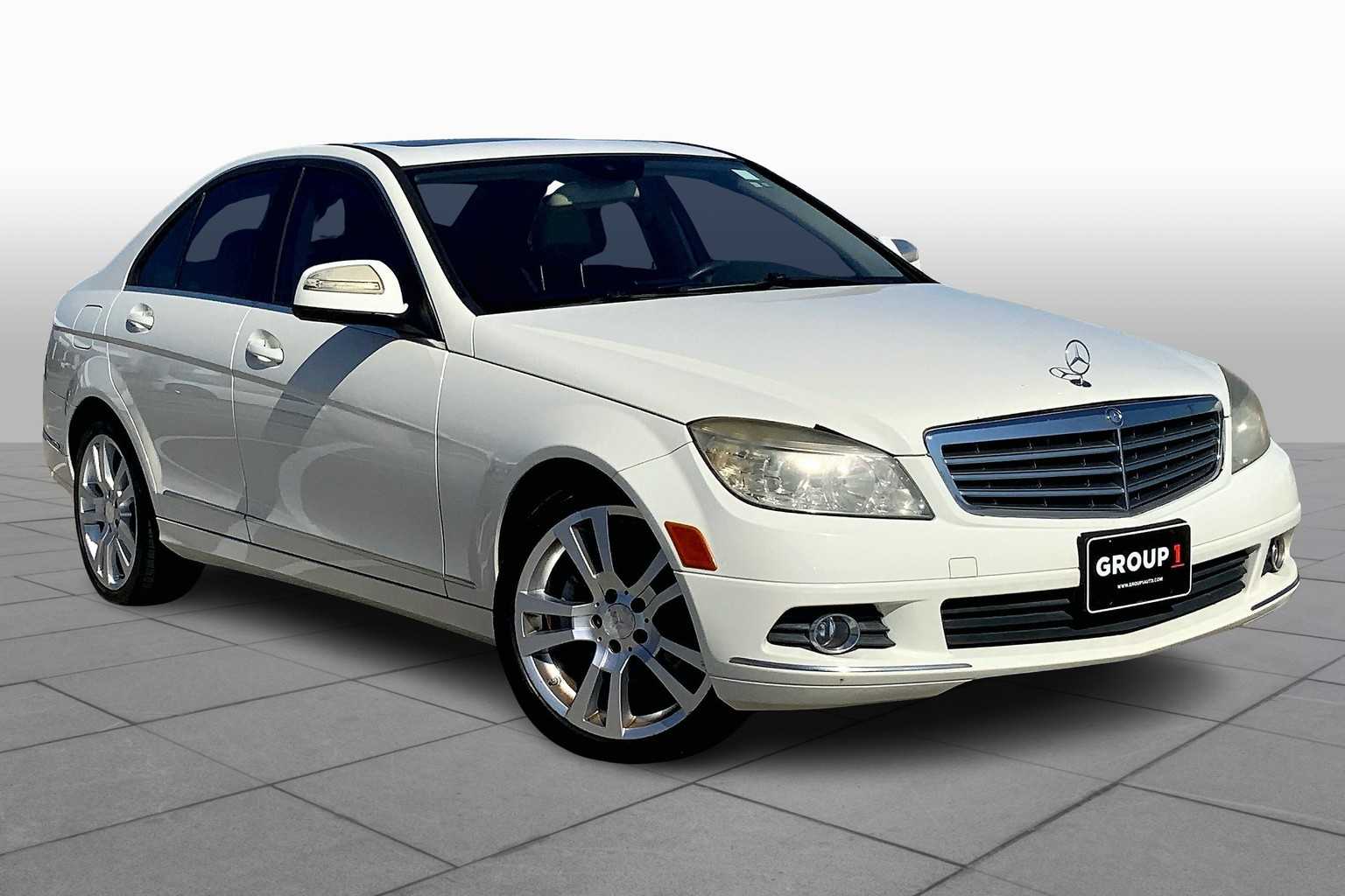 2009 Mercedes Benz C Sport photo 2