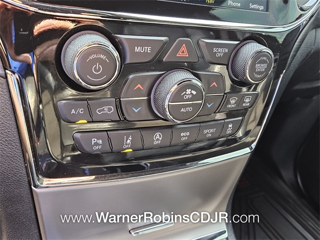 2020 Jeep Grand Cherokee Altitude photo 21