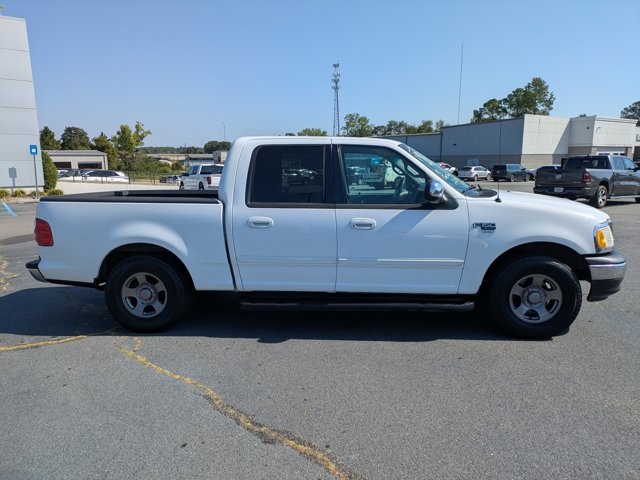 2002 Ford F-150 XLT photo 3