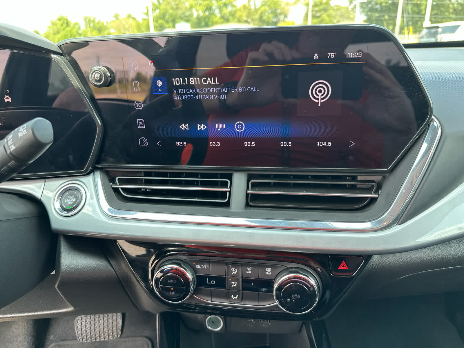 2024 Chevrolet Trax LT photo 18