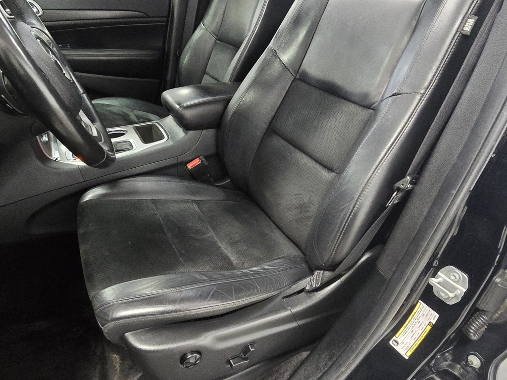 2018 Jeep Grand Cherokee Altitude photo 19