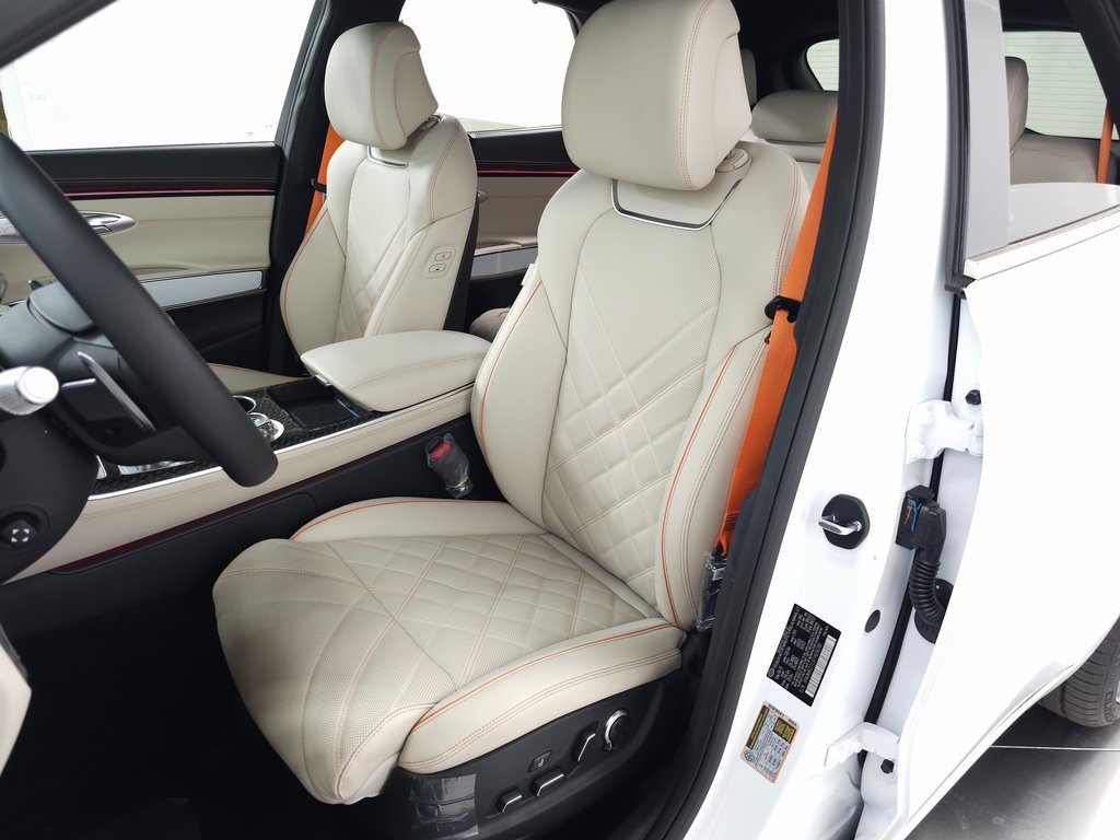 2026 Genesis GV70 3.5T Sport Prestige photo 7