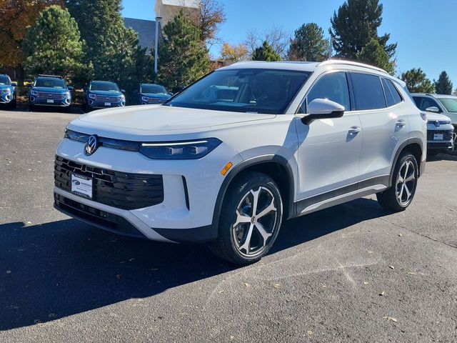 2025 Volkswagen Tiguan SE's photo