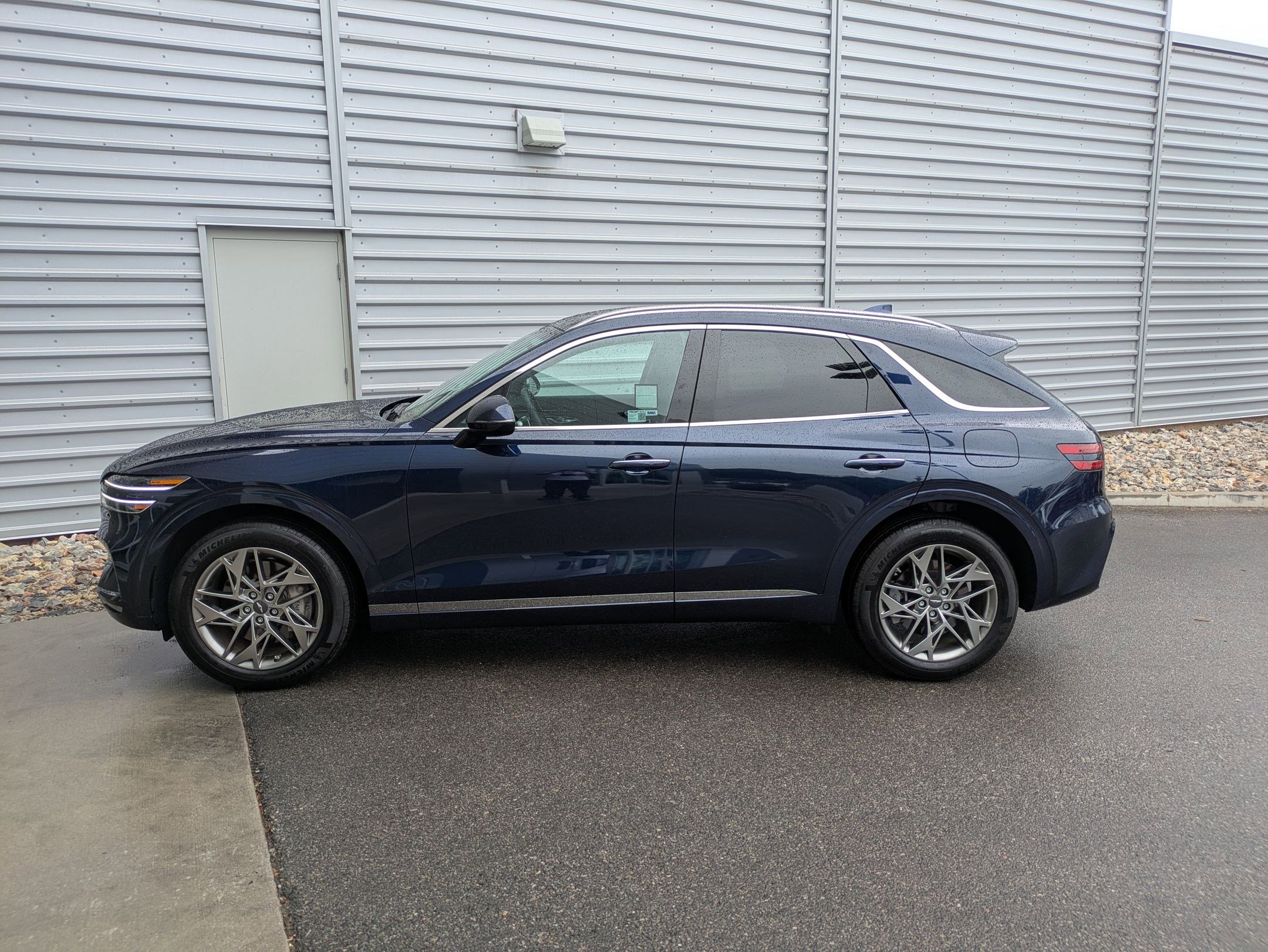 2025 Genesis GV70 2.5T photo 2