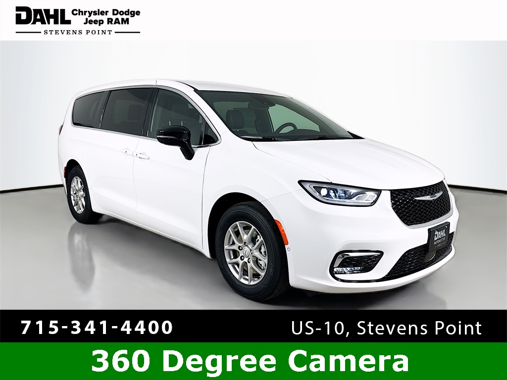 2026 Chrysler Pacifica Select's photo