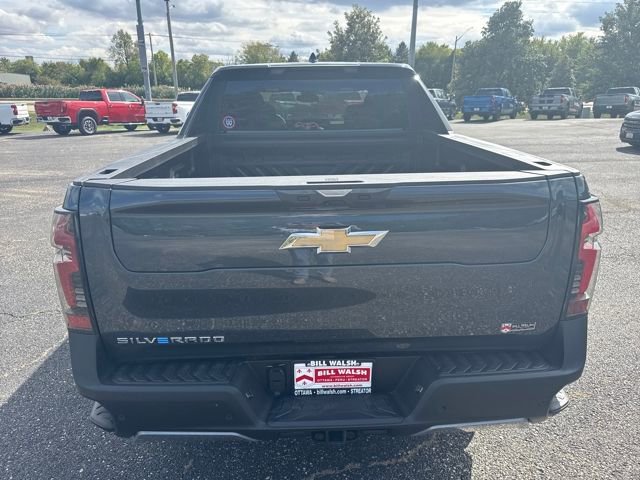 2026 Chevrolet Silverado EV LT photo 4