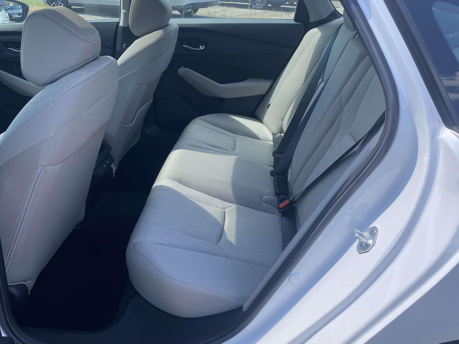 2025 Honda Accord SE photo 4