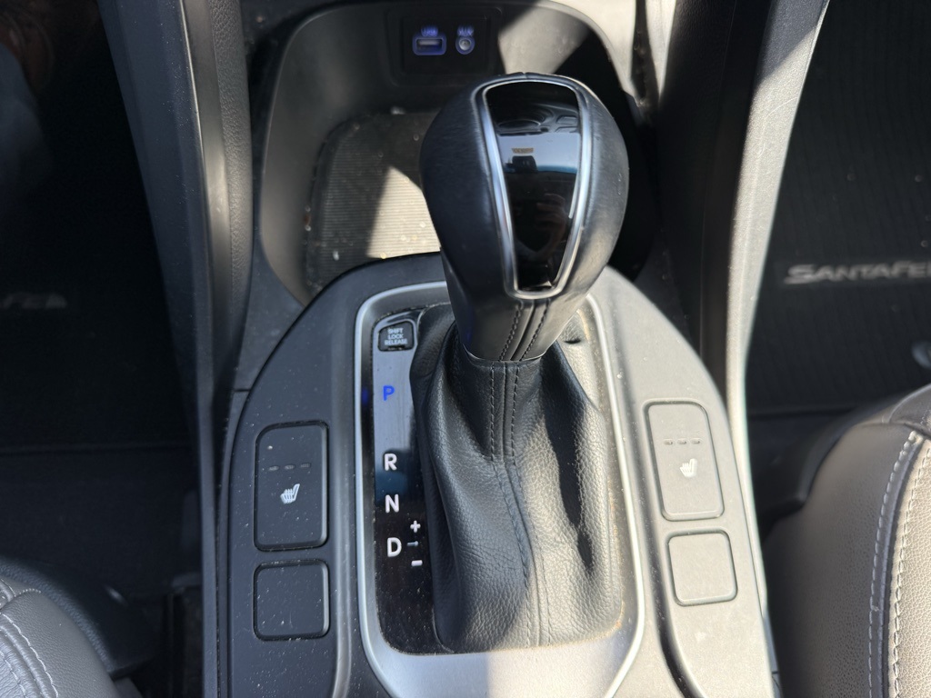 2017 Hyundai Santa Fe Limited photo 31