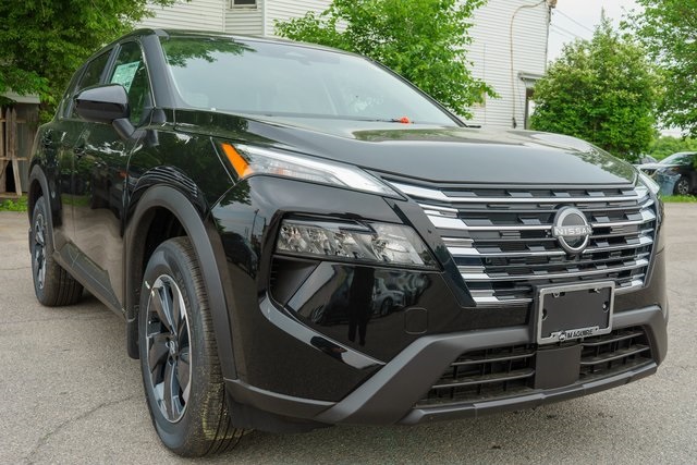 2025 Nissan Rogue SV photo 4