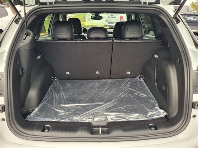 2025 Jeep Compass Latitude photo 13