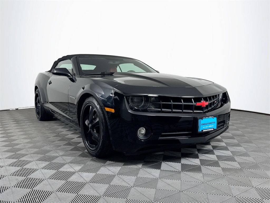 2013 Chevrolet Camaro 2LT photo 3