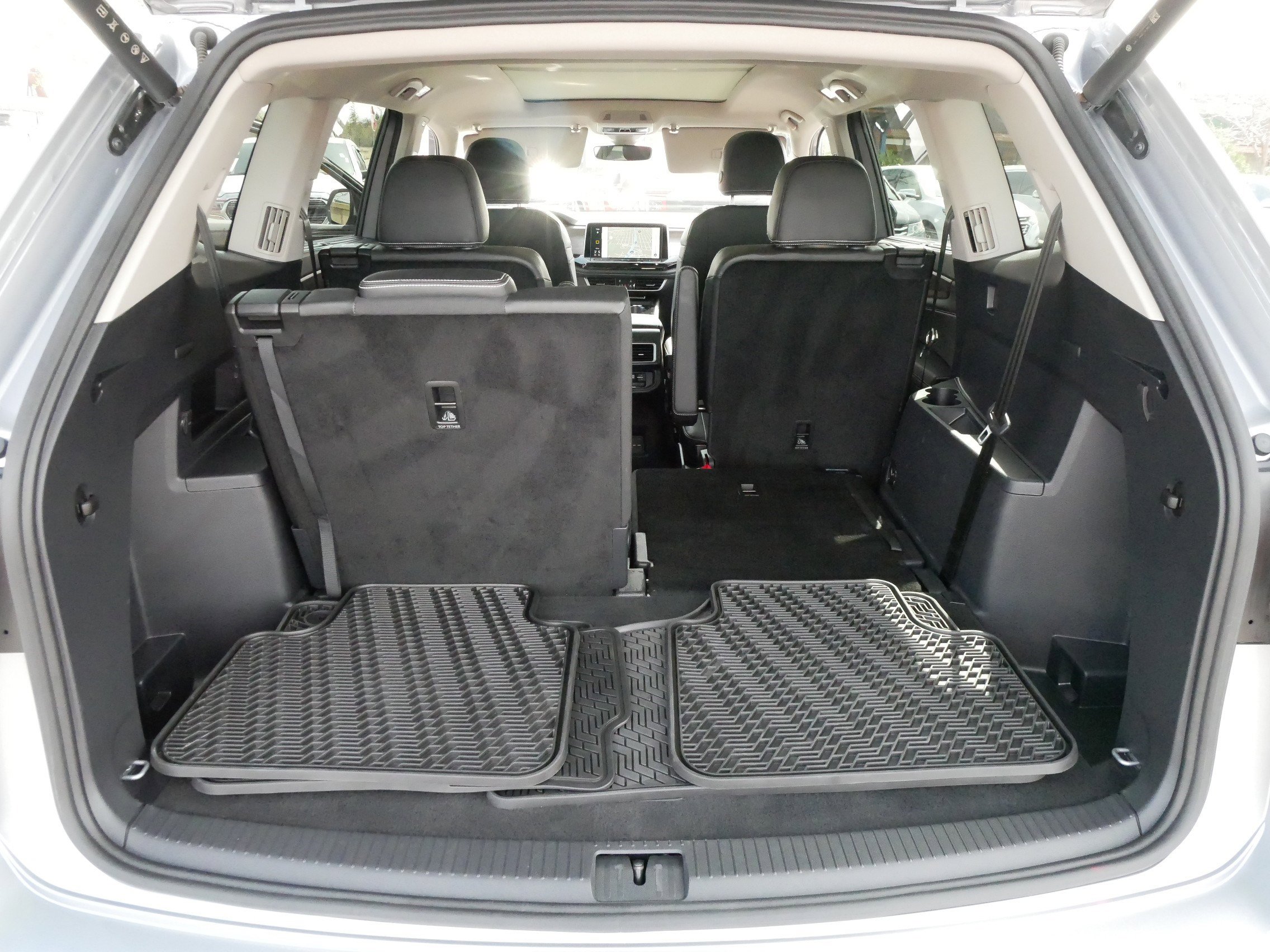 2024 Volkswagen Atlas SE photo 18