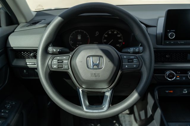 2026 Honda CR-V LX photo 13