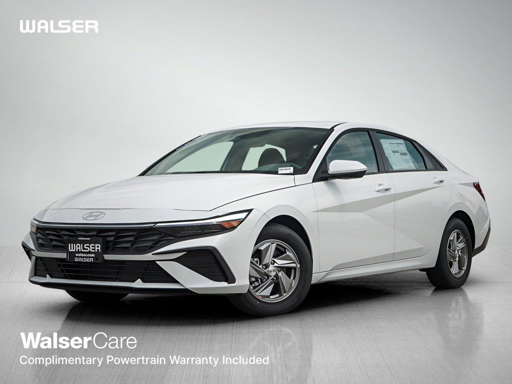 2025 Hyundai Elantra SE