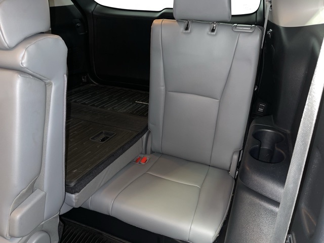 2022 Toyota Highlander XLE photo 18