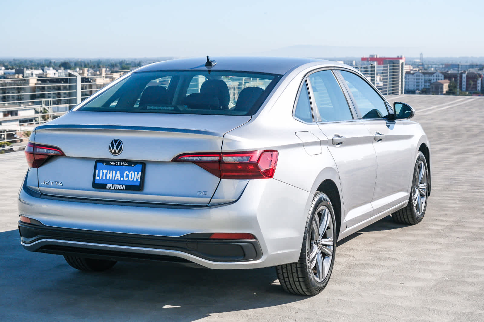 2024 Volkswagen Jetta SE photo 3