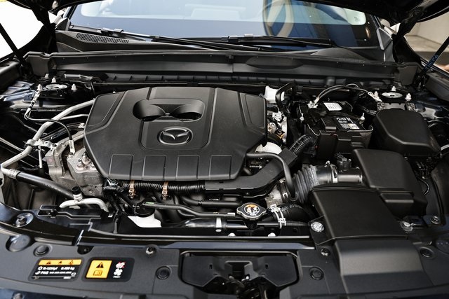 2025 Mazda CX-50 2.5 S Preferred photo 29