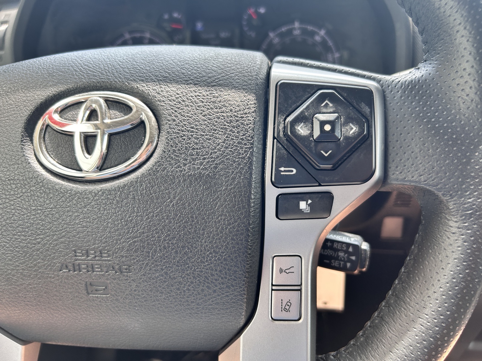 2021 Toyota 4Runner SR5 photo 27