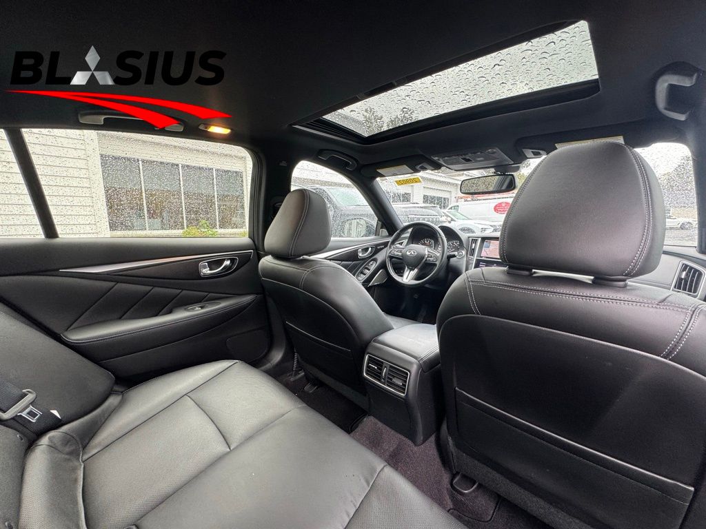 2021 Infiniti Q50 3.0t Sensory photo 9